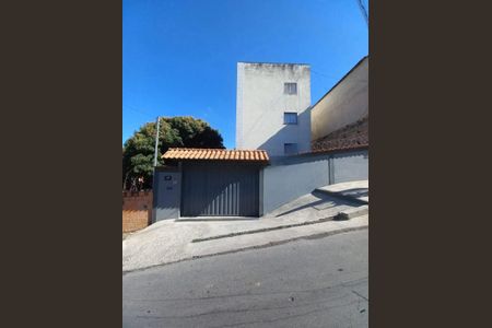 Fachada de apartamento para alugar com 2 quartos, 53m² em Caieiras, Vespasiano