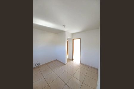 Sala de apartamento para alugar com 2 quartos, 53m² em Caieiras, Vespasiano