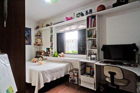 Casa para alugar com 90m², 2 quartos e 2 vagasQuarto 2