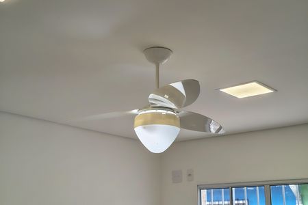 Sala de casa de condomínio para alugar com 1 quarto, 40m² em Real, Praia Grande