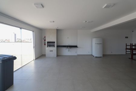 Apartamento à venda com 47m², 2 quartos e sem vagaÁrea comum - Salão de festas