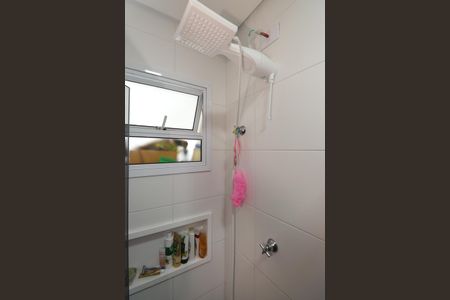 Banheiro de apartamento à venda com 2 quartos, 47m² em Vila Medeiros, São Paulo