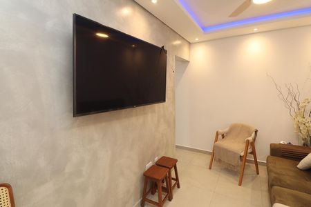 Sala  de apartamento à venda com 2 quartos, 47m² em Vila Medeiros, São Paulo