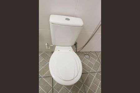 Banheiro de apartamento para alugar com 1 quarto, 70m² em Higienópolis, Rio de Janeiro