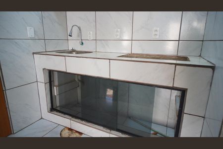 Cozinha  de kitnet/studio para alugar com 1 quarto, 37m² em Jardim Dona Leopoldina, Porto Alegre