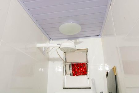 Banheiro  de apartamento para alugar com 1 quarto, 70m² em Higienópolis, Rio de Janeiro