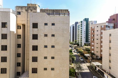 Apartamento à venda com 250m², 4 quartos e 3 vagasVista do Quarto 3