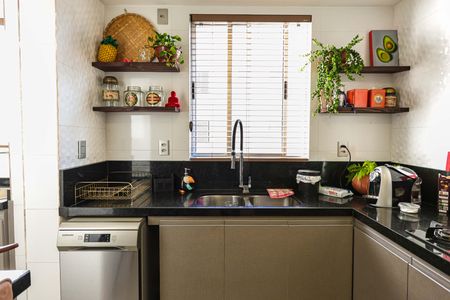 Apartamento à venda com 250m², 4 quartos e 3 vagasCozinha