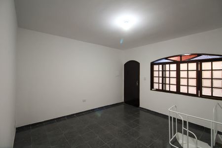 Casa à venda com 156m², 3 quartos e 2 vagasSala