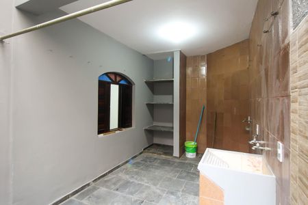 Casa à venda com 156m², 3 quartos e 2 vagasÁrea de Serviço