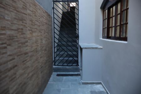 Casa à venda com 156m², 3 quartos e 2 vagasCorredor externo