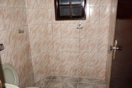 Casa à venda com 156m², 3 quartos e 2 vagasBanheiro 2