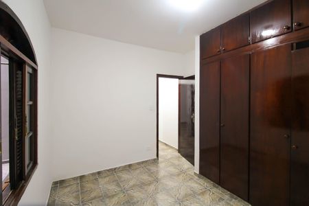 Casa à venda com 156m², 3 quartos e 2 vagasQuarto 2
