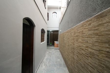 Casa à venda com 156m², 3 quartos e 2 vagasCorredor