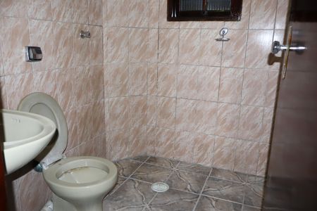 Casa à venda com 156m², 3 quartos e 2 vagasBanheiro 2