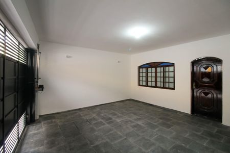 Casa à venda com 156m², 3 quartos e 2 vagasGaragem