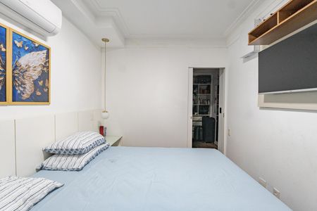 Casa à venda com 104m², 3 quartos e 2 vagasSuíte