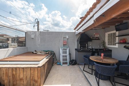 Casa à venda com 104m², 3 quartos e 2 vagasVaranda gourmet