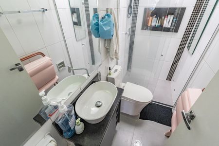 Casa à venda com 104m², 3 quartos e 2 vagasBanheiro da Suíte