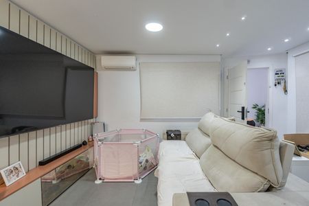 Sala de casa à venda com 3 quartos, 104m² em São João Climaco, São Paulo