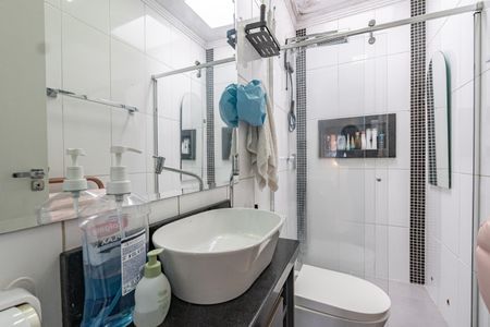 Casa à venda com 104m², 3 quartos e 2 vagasBanheiro da Suíte