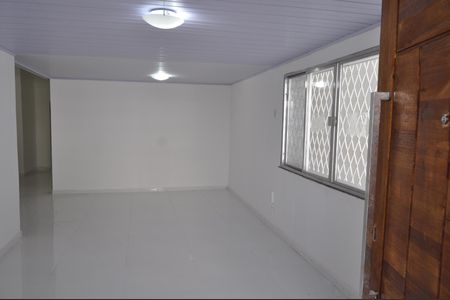 Casa para alugar com 2 quartos, 200m² em Del Castilho, Rio de Janeiro