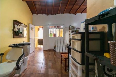 Casa à venda com 300m², 4 quartos e 4 vagas