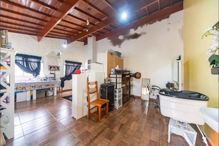 Casa à venda com 300m², 4 quartos e 4 vagas