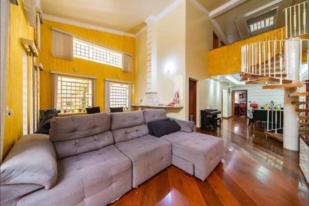 Casa à venda com 300m², 4 quartos e 4 vagas