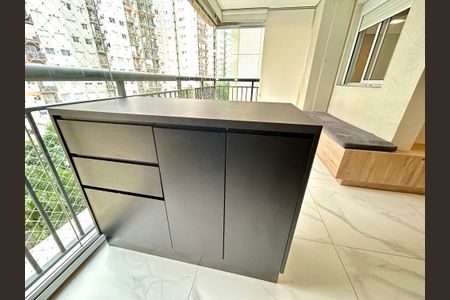 Apartamento para alugar com 68m², 1 quarto e 1 vagaVaranda da Sala