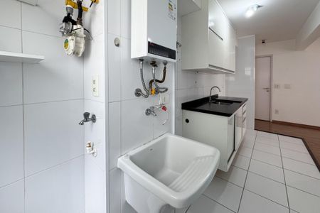 Apartamento à venda com 64m², 3 quartos e 1 vagaÁrea de Serviço