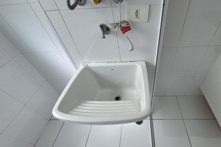 Apartamento à venda com 64m², 3 quartos e 1 vagaÁrea de Serviço