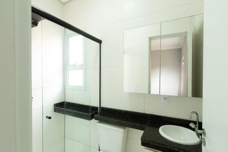 Casa de condomínio para alugar com 53m², 2 quartos e 2 vagasBanheiro Suíte