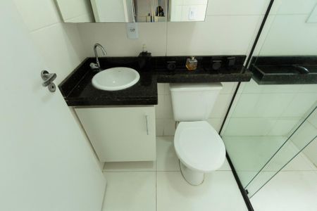 Casa de condomínio para alugar com 53m², 2 quartos e 2 vagasBanheiro Social 