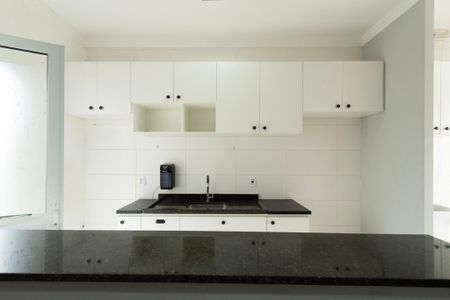 Casa de condomínio para alugar com 53m², 2 quartos e 2 vagasCozinha 