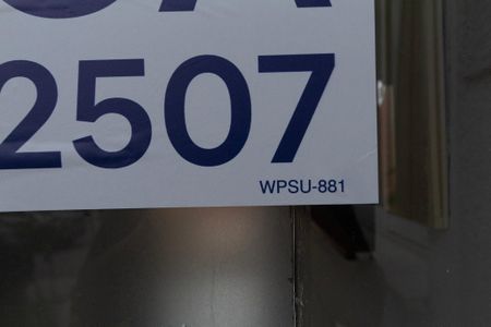 Casa de condomínio para alugar com 53m², 2 quartos e 2 vagasPlaca