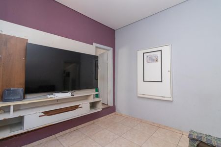 Casa à venda com 75m², 2 quartos e 1 vagaSala