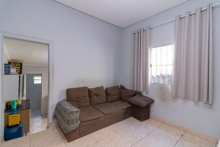 Sala de casa à venda com 2 quartos, 75m² em Vila Araguaia, São Paulo