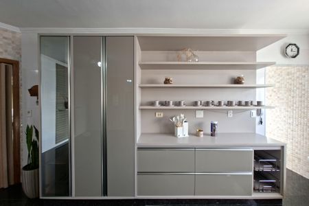 Apartamento para alugar com 330m², 5 quartos e 3 vagas Apartamento para alugar com 330m², 5 quartos e 3 vagasCozinha