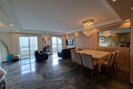 Apartamento para alugar com 330m², 5 quartos e 3 vagas Apartamento para alugar com 330m², 5 quartos e 3 vagasSala