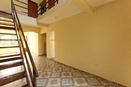 Casa à venda com 360m², 3 quartos e 3 vagasSala
