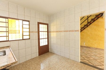Casa à venda com 360m², 3 quartos e 3 vagasCozinha