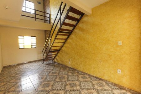 Casa à venda com 360m², 3 quartos e 3 vagasSala