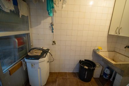 Casa à venda com 200m², 3 quartos e 3 vagasÁrea de Serviço