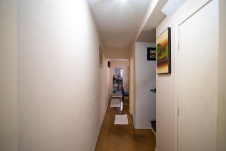 Casa à venda com 200m², 3 quartos e 3 vagasCorredor