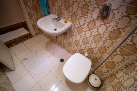 Casa à venda com 200m², 3 quartos e 3 vagasBanheiro 2