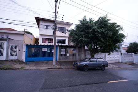 Casa à venda com 200m², 3 quartos e 3 vagasFachada
