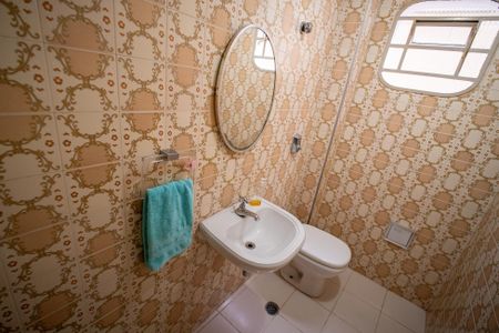 Casa à venda com 200m², 3 quartos e 3 vagasBanheiro 2