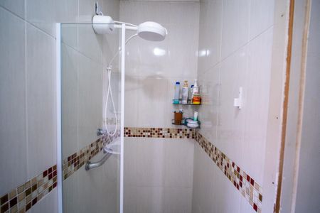 Casa à venda com 200m², 3 quartos e 3 vagasBanheiro 1