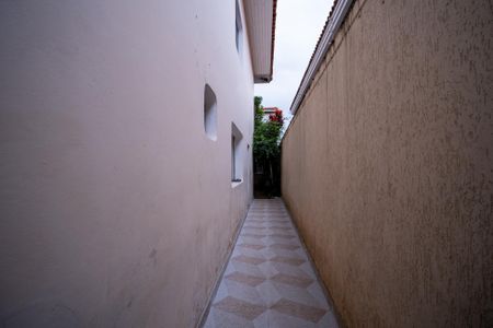 Casa à venda com 200m², 3 quartos e 3 vagascorredor para Quintal